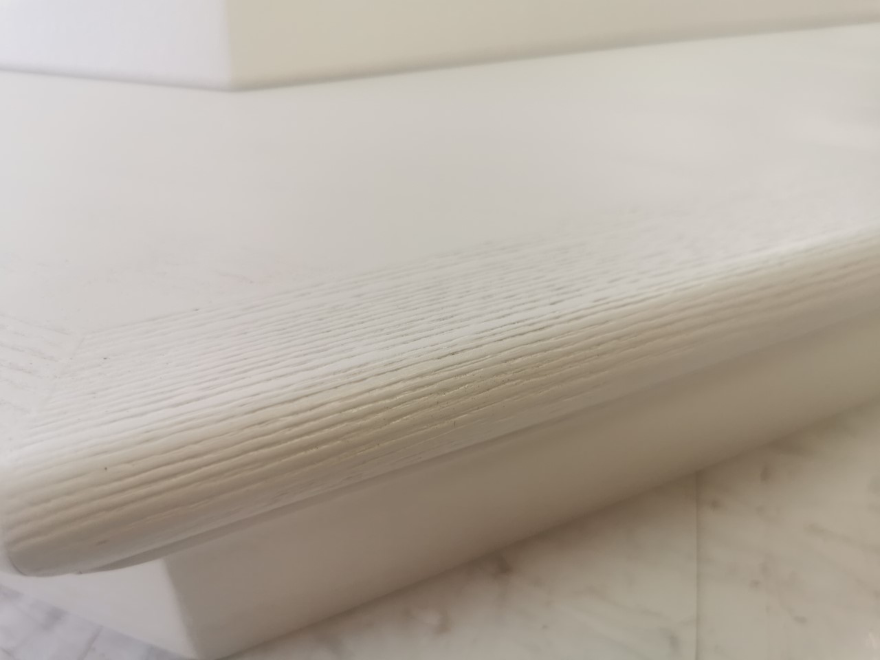 Cappa cucina classica legno Maya angolo 105x105 frassino bianco cono bianco liscio